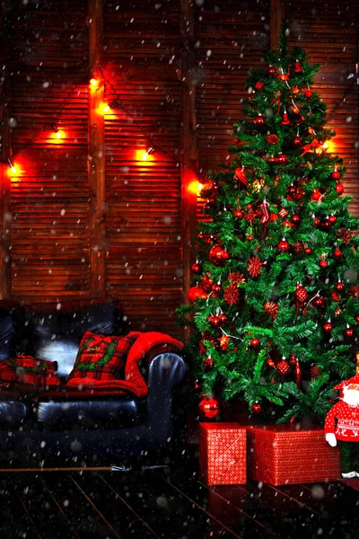 Fiesta Navidad Casa Bellamente Decorada Con Árbol Navidad — Foto de Stock