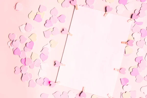 Светлая Бумага Текста Рекламы Розовом Фоне Сердечками Концепция Дня Святого — стоковое фото