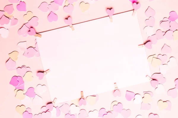 Rahmen Blanko Papier Für Text Gratulation Und Kopierraum Auf Pastellrosa — Stockfoto