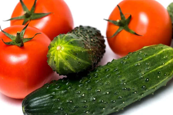 Reifes Gemüse isoliert auf weißem Hintergrund — Stockfoto