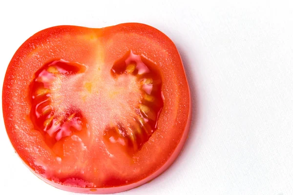 Domates izole beyaz arka planda