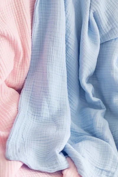 Lisované Mušelíny Modré Růžové Dětské Přikrývky Textilie Textilie Oděvní Koncepce — Stock fotografie