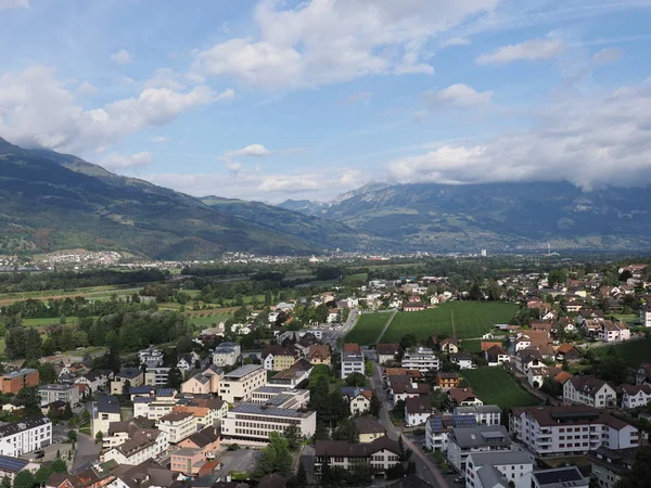 Bergpanorama Und Stadtlandschaften Der Kleinen Europäischen Hauptstadt Vaduz Liechtenstein Mit — Stockfoto