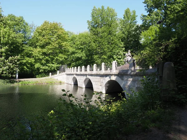 Brilliant White Bridge Baths Park Landscapes European Warsaw Capital City — Stockfoto