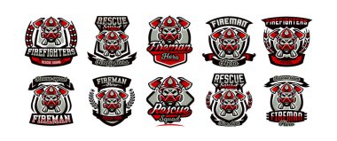 Renkli Logolar, amblemler, Etiketler, itfaiyeci ve tehlikeli bir iş topluluğu. Öldürücü görev, tehlikeli bir meslek, kafatası, iskelet, eksen çapraz, maske, kurtarma ekibi, üzerinde üniforma. Vektör çizim