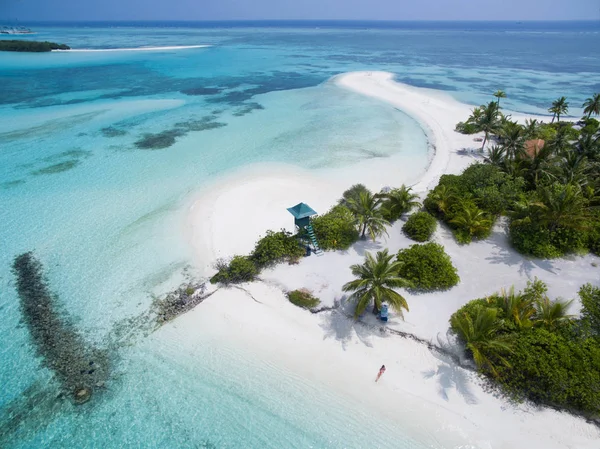 Schilderachtig Uitzicht Een Tropisch Eiland Blauwe Oceaanwater — Stockfoto