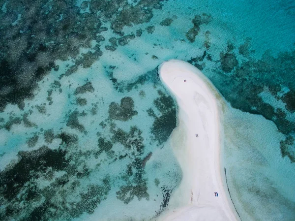 Vue Panoramique Île Tropicale Dans Eau Bleue Océan — Photo