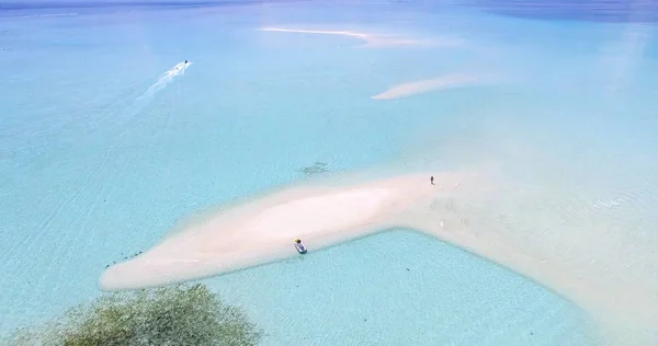 Malerischer Blick Auf Tropische Insel Blauem Ozeanwasser — Stockfoto