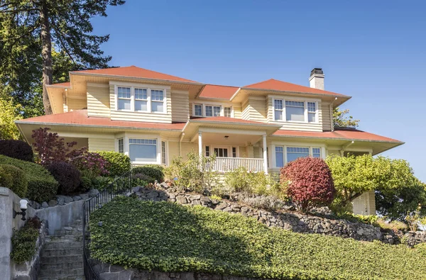 Bergauf Wohnen Immobilien Portland Oregon — Stockfoto