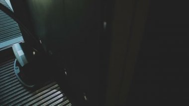 Otel lobisinde Ayakkabı temizleme için aygıtlar