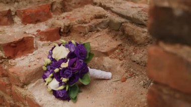 Bir iç odası, gelinler buket, kamera hareketi boyunca gelin buketi