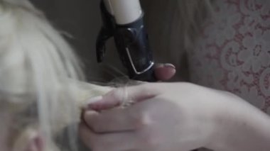 Kız saçları ile yapılır