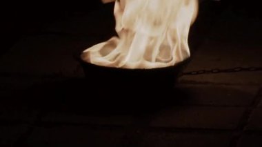 Alfa kanalını örtü ile mükemmel ilmekledi yangın