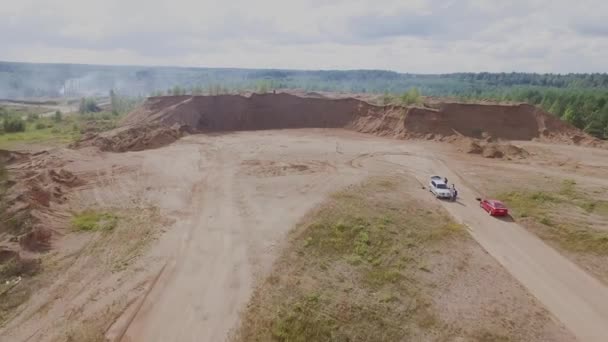 砂の採石場露天掘り以上フライト — ストック動画