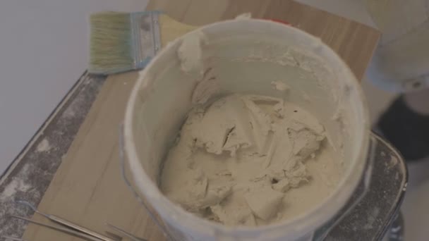 Stirring of mortar for stucco molding — Stock Video