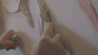 Sıva ve duvar kısma kalıplama işlemi