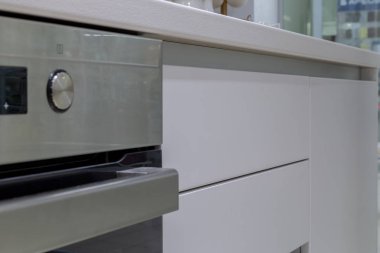 Yapılı-içinde fırın ve Ocak mutfakta yeni tasarım.