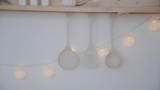 Kitchenware in the kitchen in the photo studio. — Stock Video