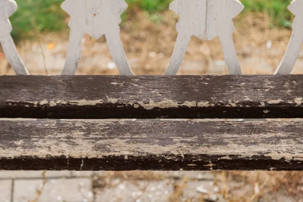 Bandes de bois marron du banc du parc. Planches en bois fond . — Photo