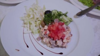 Et salatası sebze Ziyafet masada.