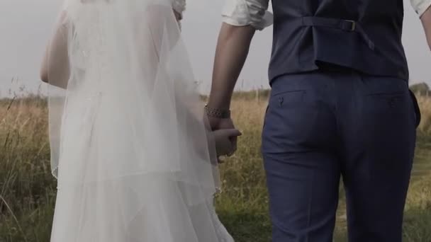 Marry Me Today And Everyday. Newlywed Couple Holding Hands, Shot In Slow Motion. — Stock Video