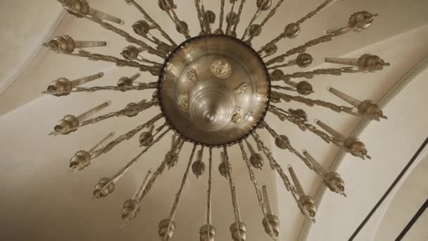Church chandelier on the ceiling in church. — Stock Video
