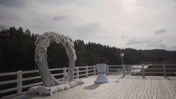 Registro de registro de saída, maçãs flores de feno de bainha . — Vídeo de Stock