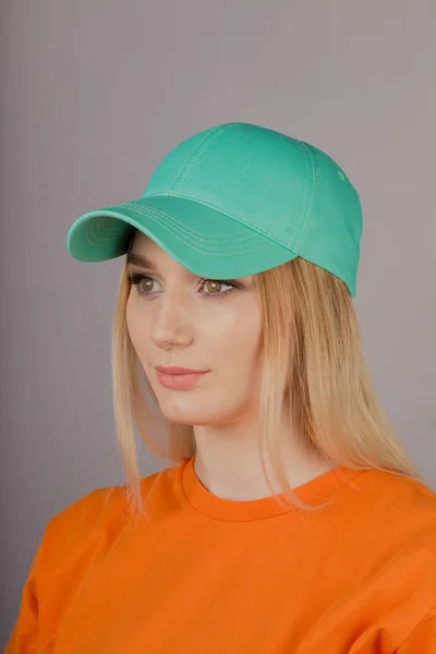 10,000,000+ imágenes de Kendall fr33 leaks libres de derechos