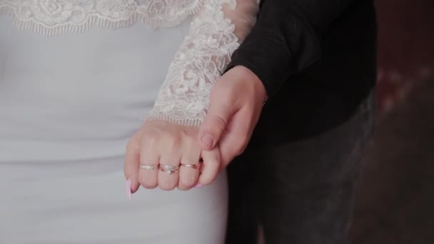 Beautiful tender hands of people in love. — Stock Video