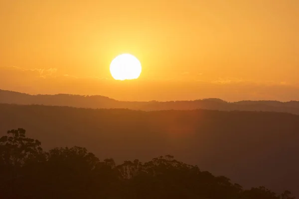 Apus Soare Frumos Deasupra Coastei Soarelui Situat Mapleton Falls Qld — Fotografie, imagine de stoc