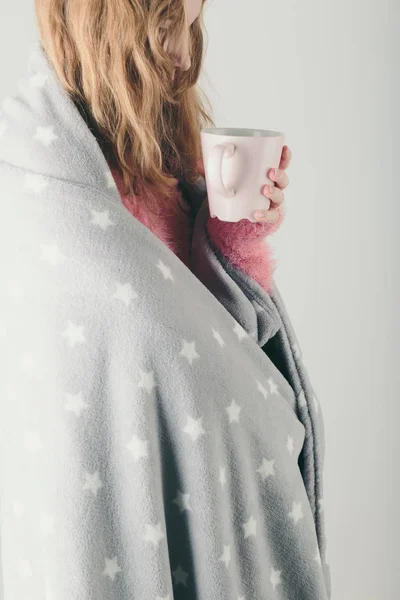 Jeune Femme Attrapé Froid Jour Congé Jour Maladie Enveloppé Dans — Photo