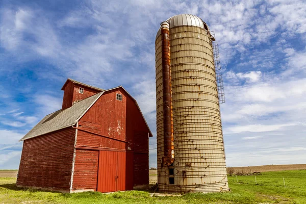 Terreno Agricolo Americano Con Cielo Blu Nuvoloso — Foto Stock