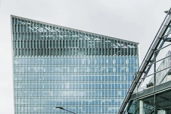 Modern Financial Futuristic Office Tower Buiilding — Stock Photo, Image