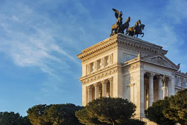 Пам'ятник Вітторіано в Римі — стокове фото