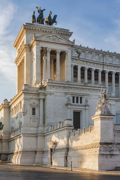 Bâtiment du monument Vittoriano à Rome — Photo