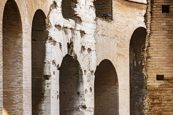 Colosseum stadion gebouw in Rome — Stockfoto