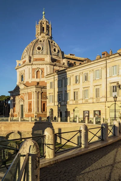 Iglesia de Santa María de Loreto en Roma — Foto de Stock