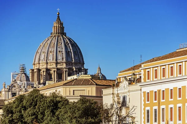 Basílica de San Pedro en el Vaticano Roma — Foto de Stock