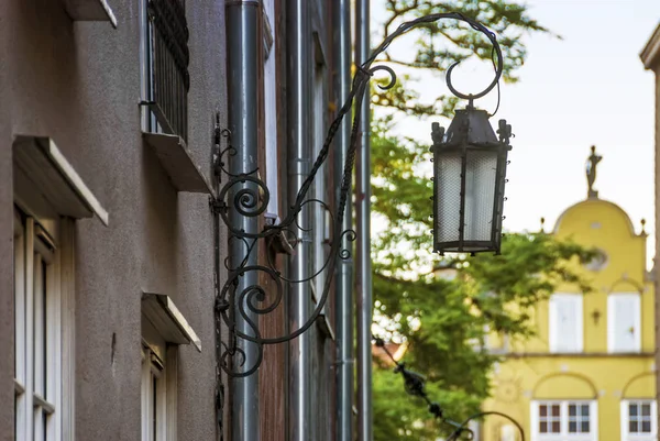 Old historical building architecture facade in Gdansk — Stock Photo, Image