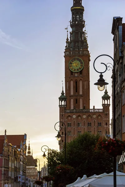 Városi főcsarnok tornya Gdanskban — Stock Fotó