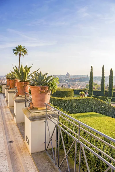 Villa apartment palace house with garden