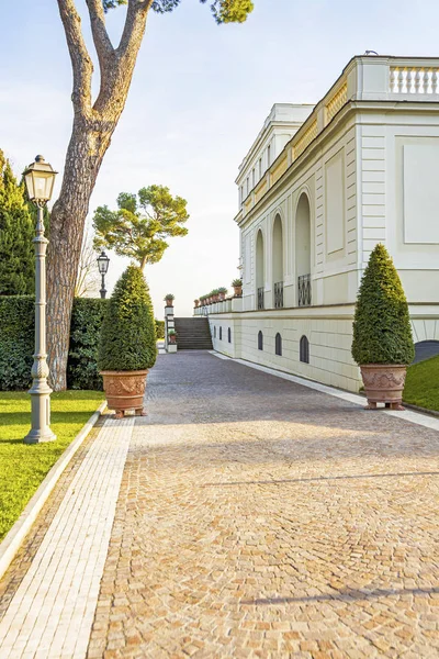 stock image Villa apartment palace house with garden