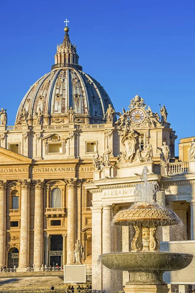 Basílica de San Pedro en el Vaticano Roma — Foto de Stock