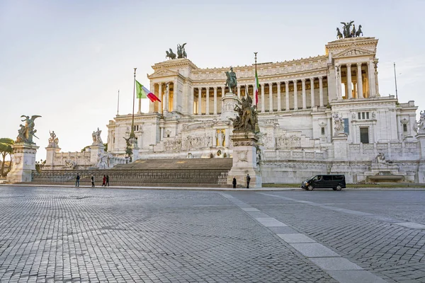 Edificio monumento de Vittoriano en Roma — Foto de Stock