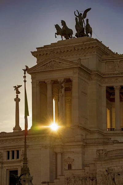 Bâtiment du monument Vittoriano à Rome — Photo