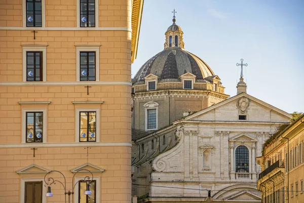 Iglesia de San Andrés en Roma — Foto de Stock