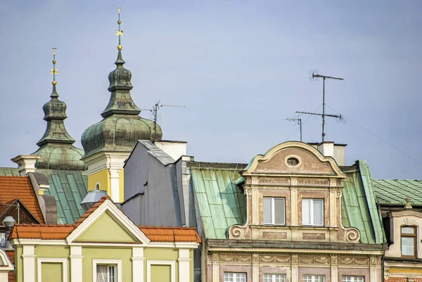 Zabytkowy rynek Starego miasta kolorowy budynek w Poznaniu — Zdjęcie stockowe