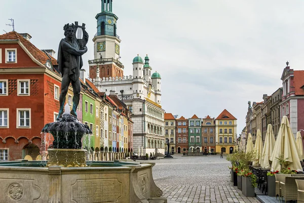 Historyczna architektura ratusza w Poznaniu — Zdjęcie stockowe