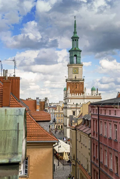 Historyczna architektura ratusza w Poznaniu — Zdjęcie stockowe