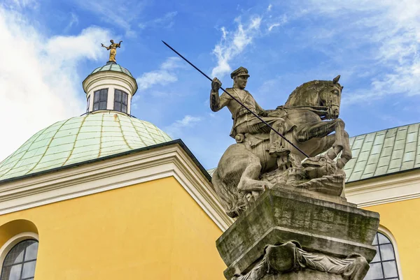 Historische antoni padewskil-Kirche in Posen — Stockfoto